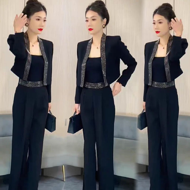 Fashionable Women's Suit with High Visibility, 2024 Spring New Style, Diamond-Studded Slim-Fit Blazer + Wide-Leg Pants Two-Piece Trendy Set