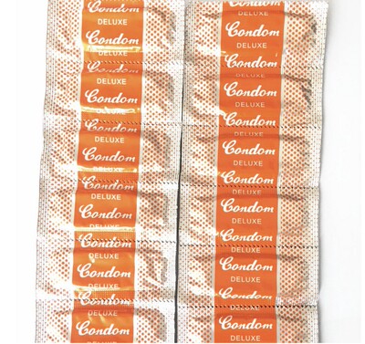 [20pcs Extend Penis Condoms for Men Delay Ejaculation Condom]