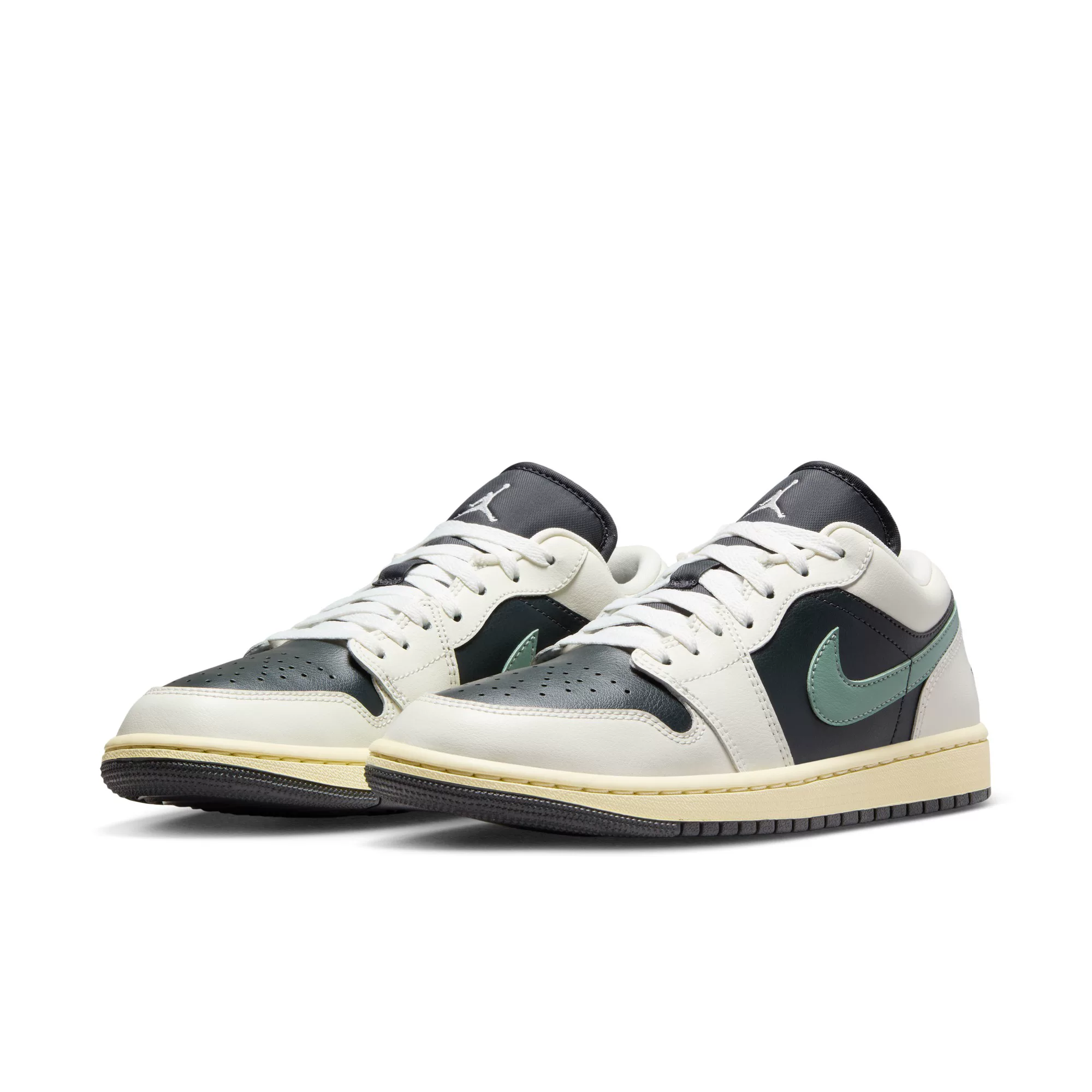 Кроссовки Nike Jordan для женщин с вышивкой, летние плоскодонные легкие кроссовки JORDAN AJ1 DC0774