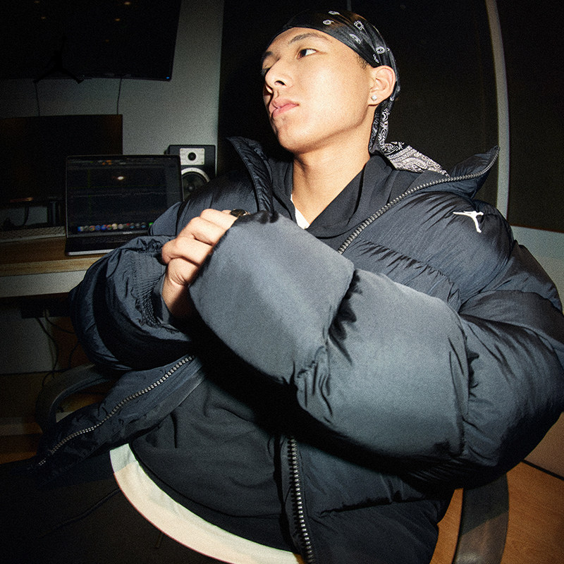 Jordan Official Nike Jordan Men Denied Warm Jacket Cotton Jacket Upright Collar Embroidery Thickened FB7332-Taobao