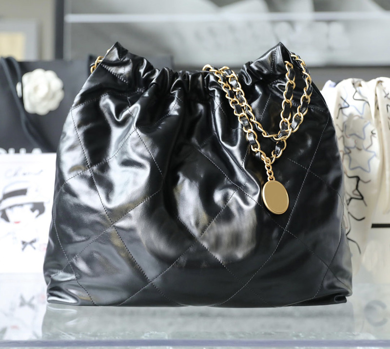 New Early Spring Holiday Series 22Bag Horizontal Version Garbage Bag Retro Classic Cowhide Chain Single Shoulder Underarm Bag