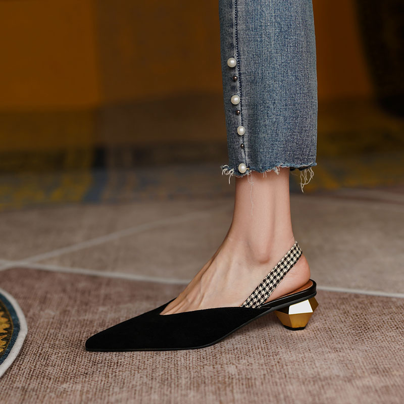 Small-uncle French style elegance ~ fashion Alien with Baotou sandal Feminine Summer Temperament pointy V mouth heel Mueller shoes