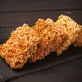 Palm просто лапша хрустящая еда и легкая лапша с полной коробкой пленки хрустящие новогодние закуски закуски маленькие продукты