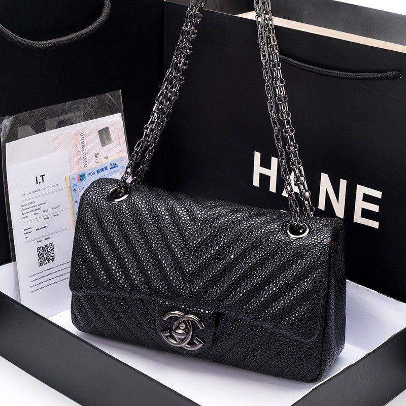 Valentine's Day Gift: Branded Women's Handbag, 2026 New Model, Genuine Leather, Fashionable Chanel-Style Chain Shoulder Crossbody Bag