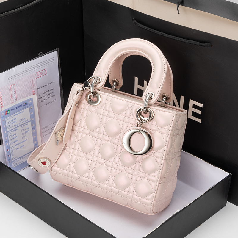 Tweed Style Brand Accessible Luxury Genuine Leather Women's Bag High-End Niche Handbag Princess Diana Bag Birthday Gift for Girls