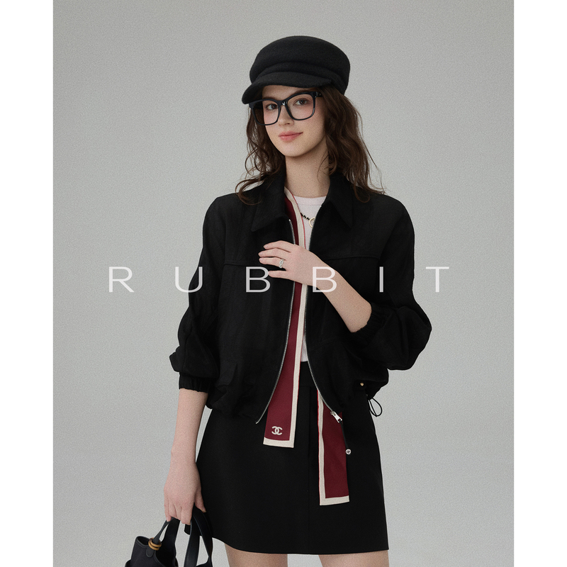 Rubbit Chic Is Casual and Slimming. Black Lapel Waist-Cinching Drawstring Jacket. Casual Short Zipper Jacket