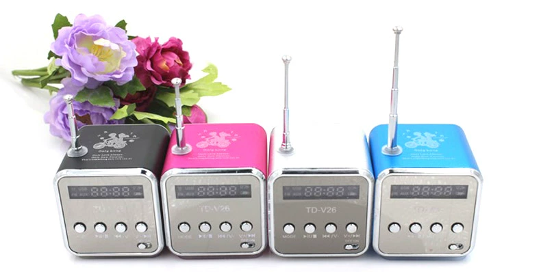 Túi màu đen mát mẻ Đài phát thanh FM Mini stereo U đĩa TF thẻ loa Walkman mp3 loa siêu trầm điện thoại di động - Máy nghe nhạc mp3