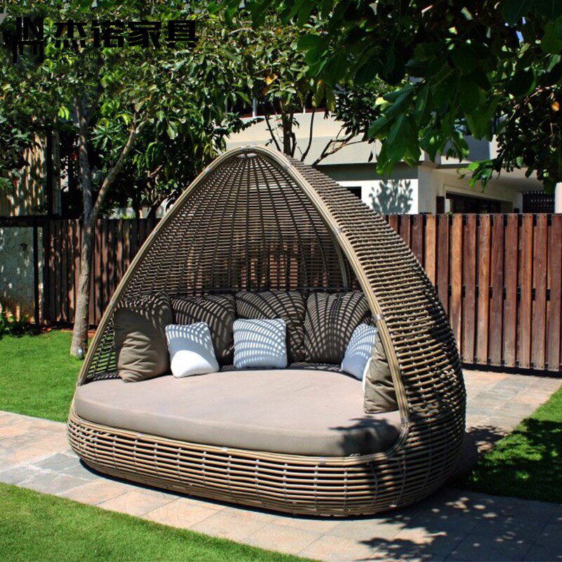 Rattan leisure big round bed outdoor high-end hotel villa courtyard resort waterproof sunscreen double lazy bed