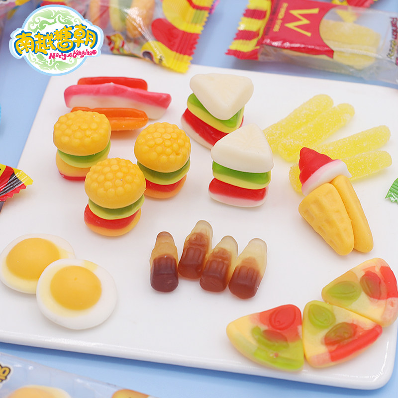 Net red snacks creative cartoon burger candy sandwich fudge juice gummy candy children's Christmas wedding ceremony