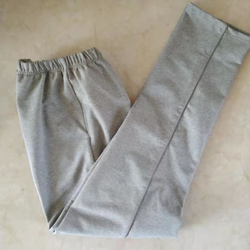 Spring and Autumn School Uniform Pants for Male and Female Students, Class Uniform Jogging Pants, Light Gray with Thin Reflective Stripes, Pure Cotton Straight-Leg Fleece-Lined Sweatpants Spring and Autumn School Uniform Pants for Male and Female Students, Class Uniform Jogging Pants, Light Gray with Thin Reflective Stripes, Pure Cotton Straight-Leg Fleece-Lined Sweatpants