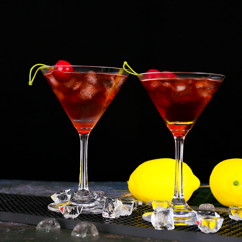 Martenney Cup Cocktail Glasses crystal glass Martigny cup triangular mug Bar wine glasses High-footed cup