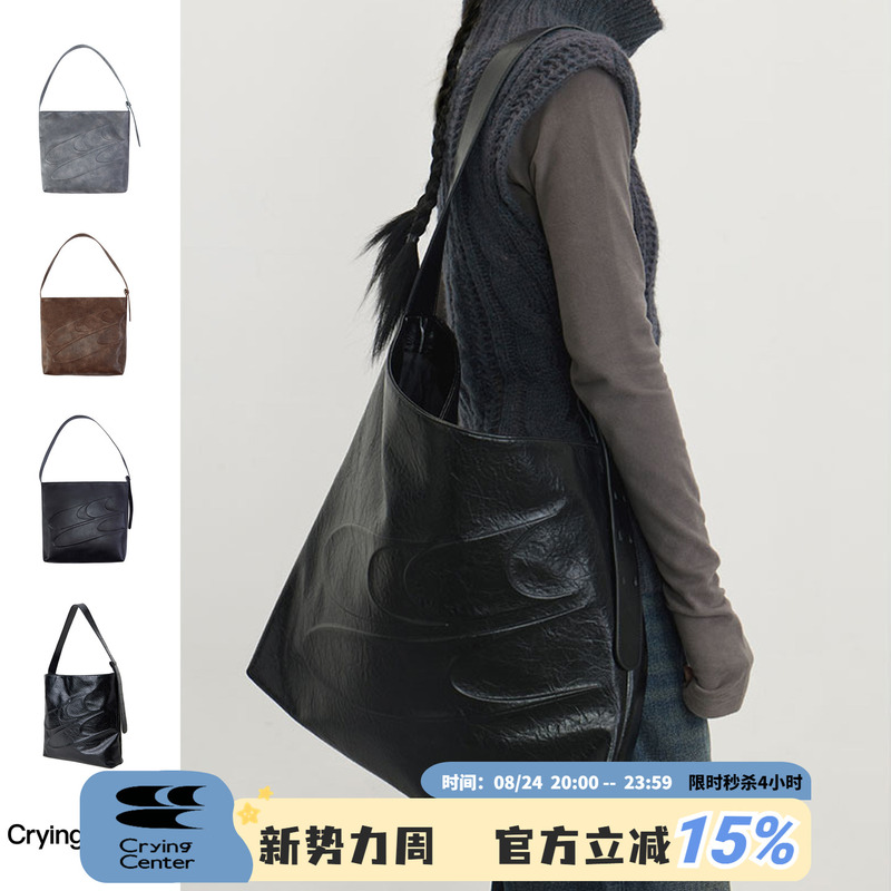 Cryingcenter Black Oil Wax Large Capacity Single Shoulder Crossbody Leather Bag Adjustable Tote Bag Crying Center Cryingcenter Black Oil Wax Large Capacity Single Shoulder Crossbody Leather Bag Adjustable Tote Bag Crying Center