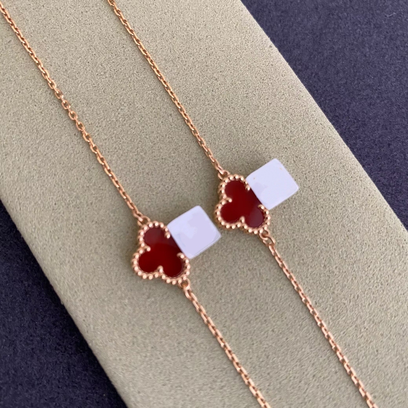 18K Gold Small Flower Four-Leaf Clover Bracelet with Red Agate and White Mother-Of-Pearl Jewelry Au750 Real Gold Rose Gold for Women