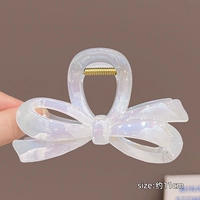 Белая заколка-крабик с бантиком