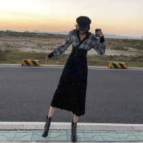 a word dress French style explicitly skinny retro little balsamic wind V collar high-end name Yuanyu temperament Even dresses fairy supersenssen