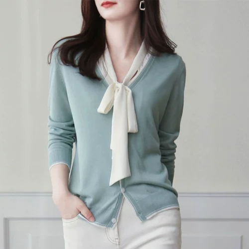 Осенняя трикотажная футболка с бантиком, свитер, приятный телу лонгслив, V-образный вырез, 2023