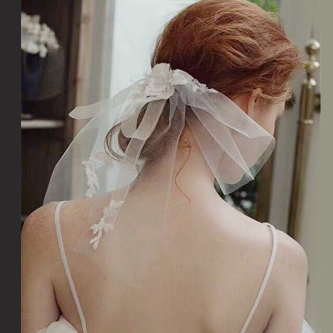 White bright sheet lace flower bridal small head yarn wedding dress gown accessories Write a real brigade patina photo gallery styled short headwear