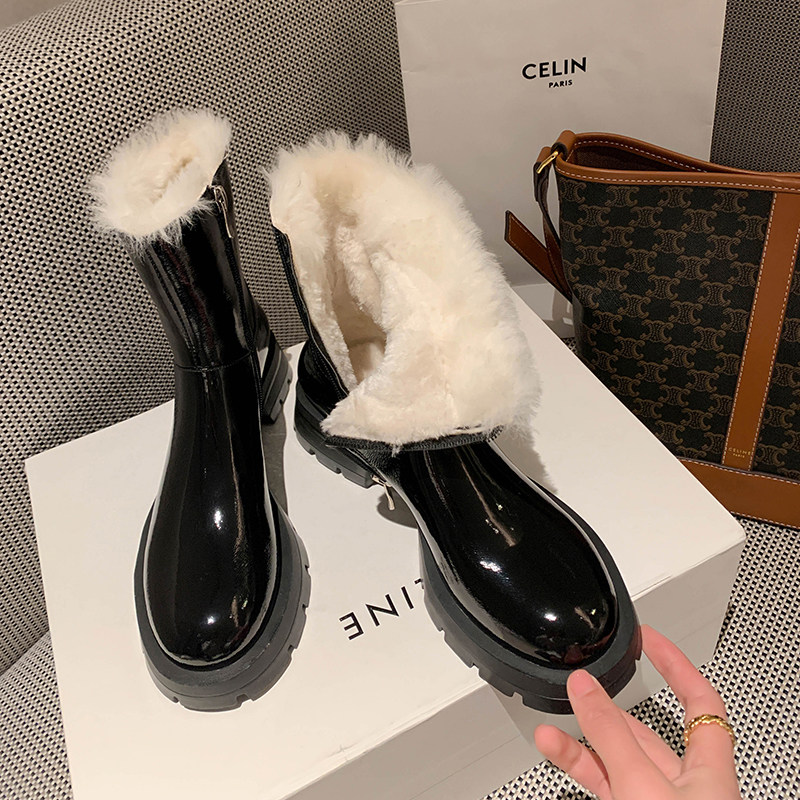 Lingo studio giant all-match plus velvet short boots women's 2022 winter style thick bottom thin sweet cool thickened Martin boots tide