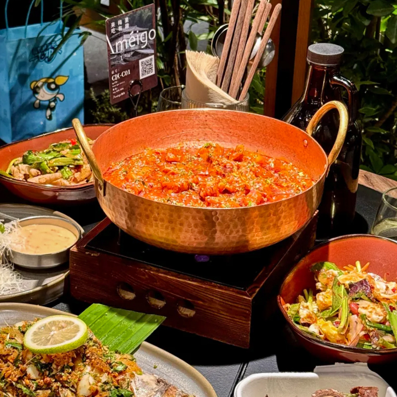 Handmade Flat-Bottomed Hammered Brass Double-Ear Pot for Yunnan Cuisine, Alcohol Stove, Specialty Hotel Dry Pot Tableware, Free Shipping