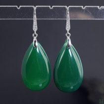 Original simple atmospheric jade earrings jade green earrings natural green earrings natural green chalcedony water drop earrings send certificate