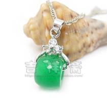 Natural Malay Yuyu Road Road same necklace pendant jade pendant item pendant female small section 100 lap gift green jade