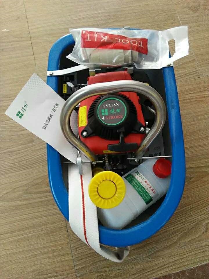 Green field boat type spray irrigation machine Main force four-stroke gasoline engine water pump agricultural self-suction floating pump watering machine