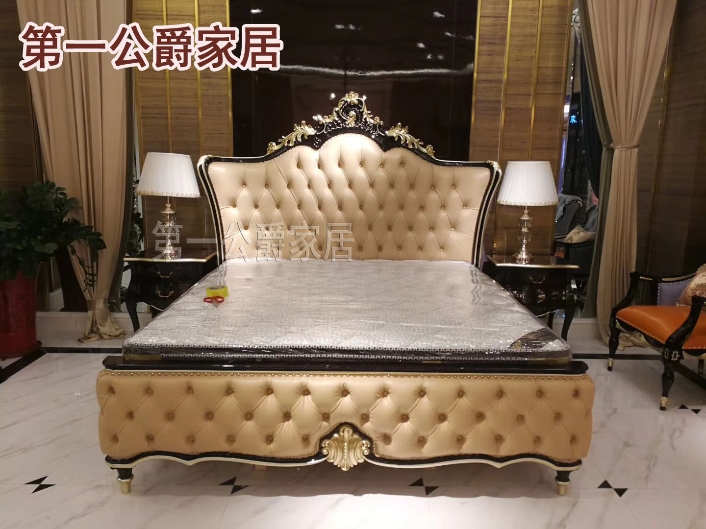 Home Innate Neoclassical Black Sandalwood Piano Lacquer ZB99-9 Bed Head Cabinet Appliqued Gold Leaf Full Solid Wood Bed Promotion 6999 Bed Box