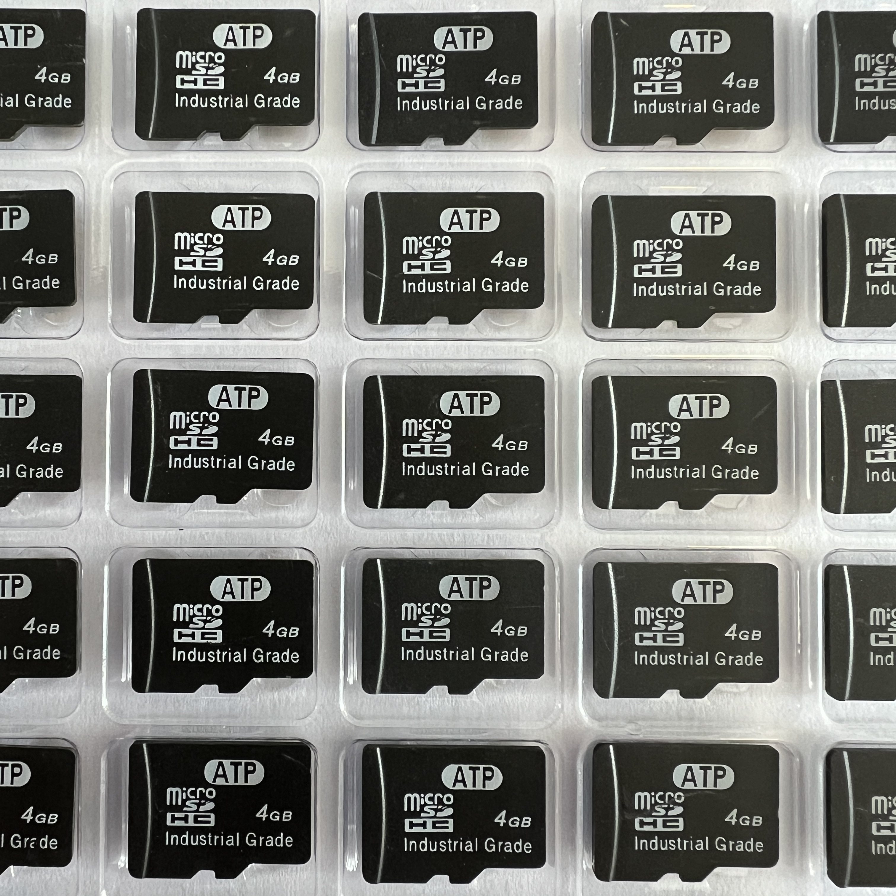ATP TF工业级记忆卡 监控设备专用 SLC宽温存储卡 4G MicroSD卡