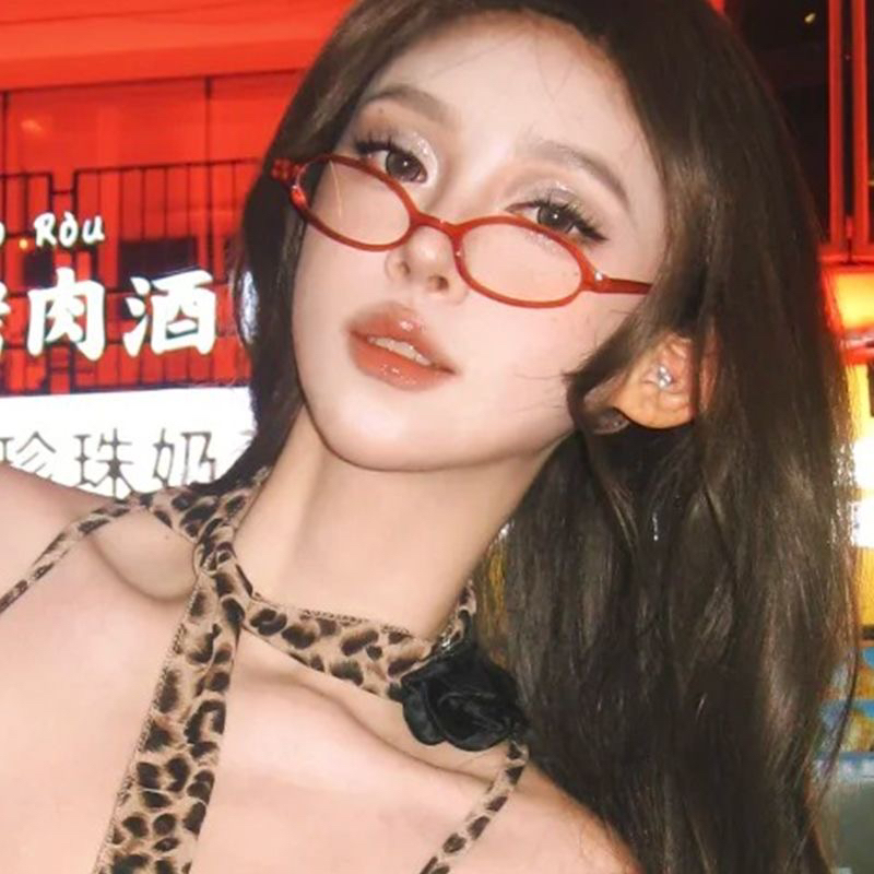 Retro Red Small Oval Frame Glasses, Plain Lenses, Styling Glasses for Women, Makes Face Look Smaller, Spicy Female Teacher Style