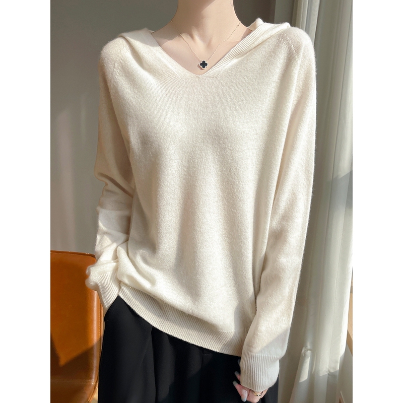 Casual and Elegant Hooded Knitwear for Women, Loose and Stylish, Casual Hooded Knitwear with Coat, Thin Sweatshirt, Base Layer