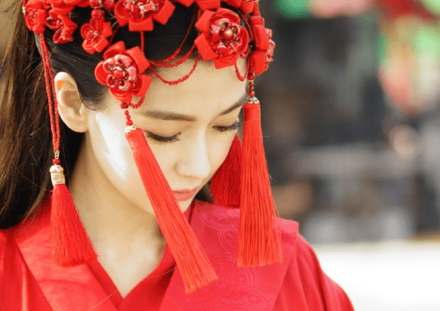 这样画韩式新娘妆,保证你水灵又少女