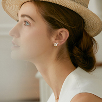 pn ear clip without ear hole female stud earrings can be simple and compact temperament advanced sense French earrings butterfly earrings ear arm clip