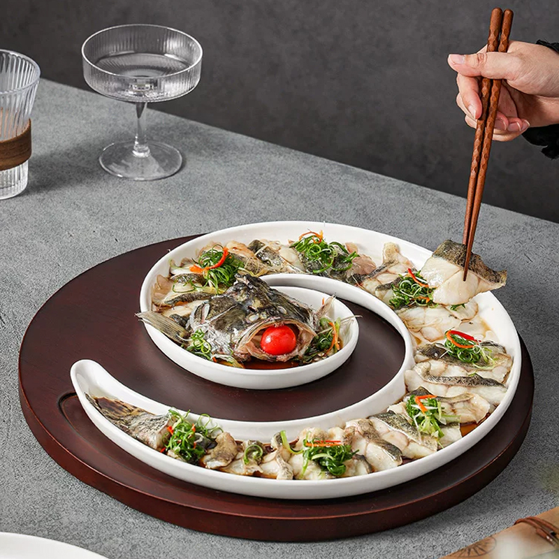 Creative Trendy Long Curved Eel Plate Ceramic Plate Chinese-Style Semi-Circular Heat-Insulating Fish Plate Steaming Fish Plate