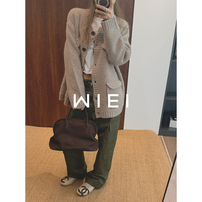 Rongrong Wiei Airport Sweater* High Weight 100% Wool_ Minimalist R*W Knitted Cardigan Sweater 7A211 Rongrong Wiei Airport Sweater* High Weight 100% Wool_ Minimalist R*W Knitted Cardigan Sweater 7A211