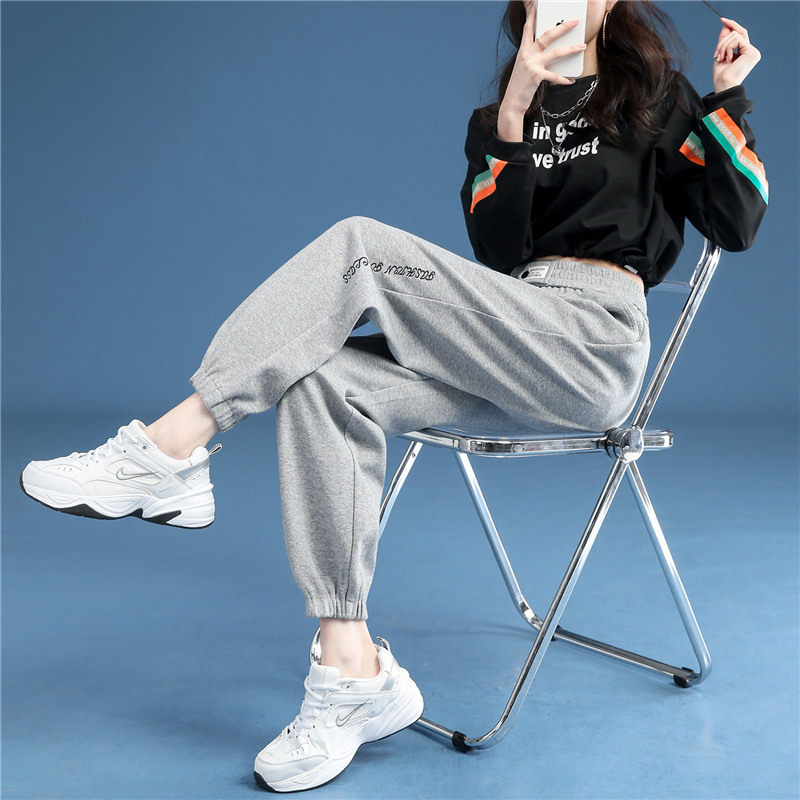 Gray autumn and winter sports pants women's spring and autumn loose feet 2022 new plus velvet high waist autumn casual pants and pants