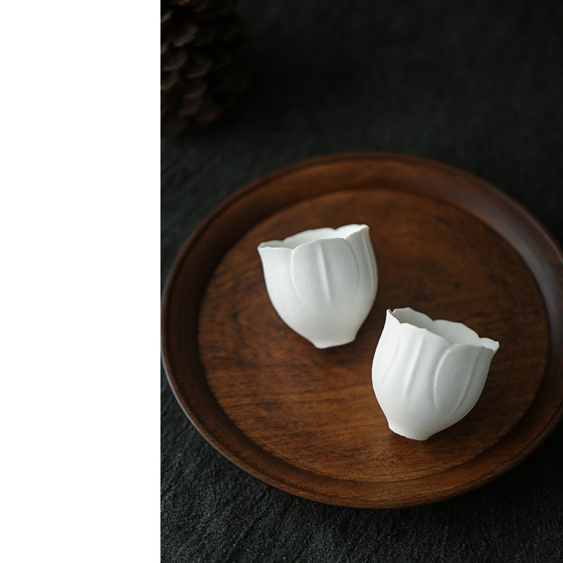Pottery petal tea cup smell Cup Jingdezhen ceramic kung fu small tea cup Master Cup Single Cup