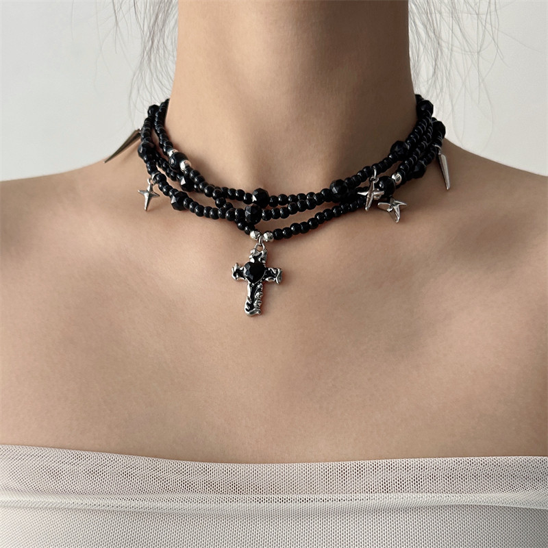 Gothic black beaded cross necklace, women's choker, collarbone chain, high-end luxury accessories, niche jewelry.