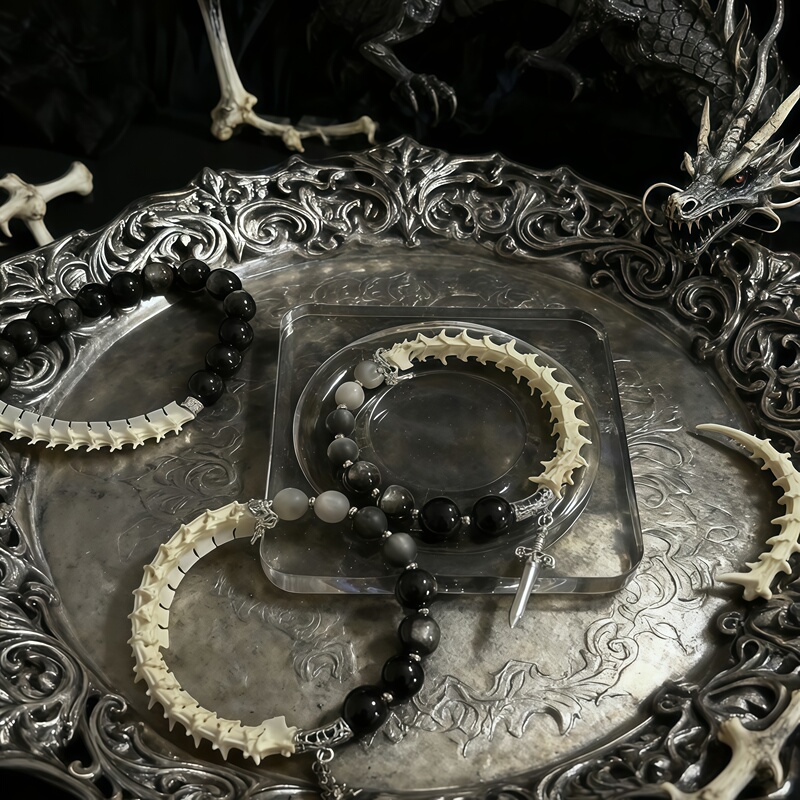 Snake Bone Bracelet, Gothic Style, Niche, Made with Real Snake Bones, Can Be Worn as a Gift, Vintage, Unique Design