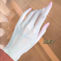 Recommended by Watsons ~ Naturally yellow skin can also be white ~ Niacinamide shower gel for whole body whitening unisex