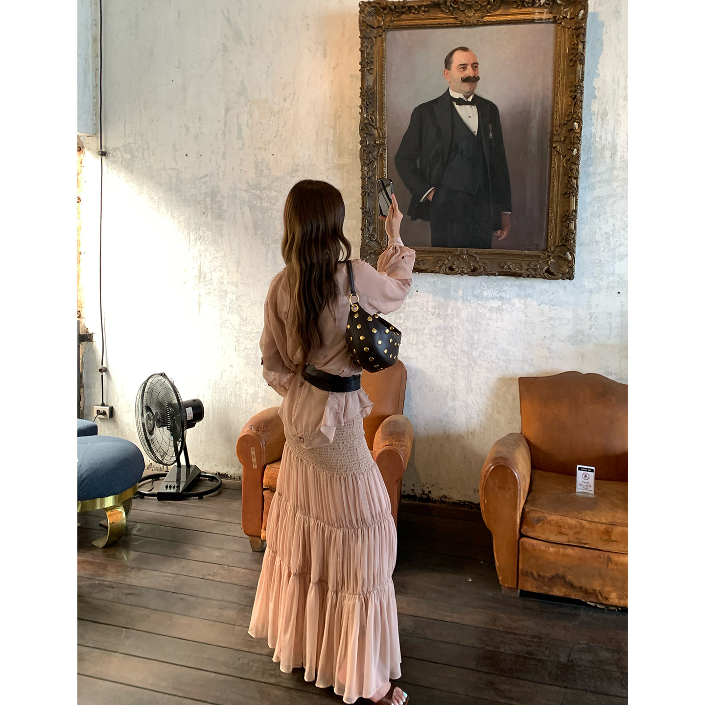 马儿MAR Рубашка с объемной вышивкой длинный рукав с приталенной плиссированной длинной юбкой элегантный костюм для женщин