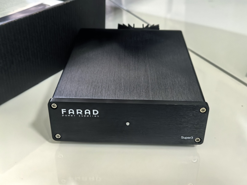Dutch Farad Super 3 High-End Linear Power Supply 5V 12V Audiophile-Grade Linear Power Supply @ Shanghai Anrun