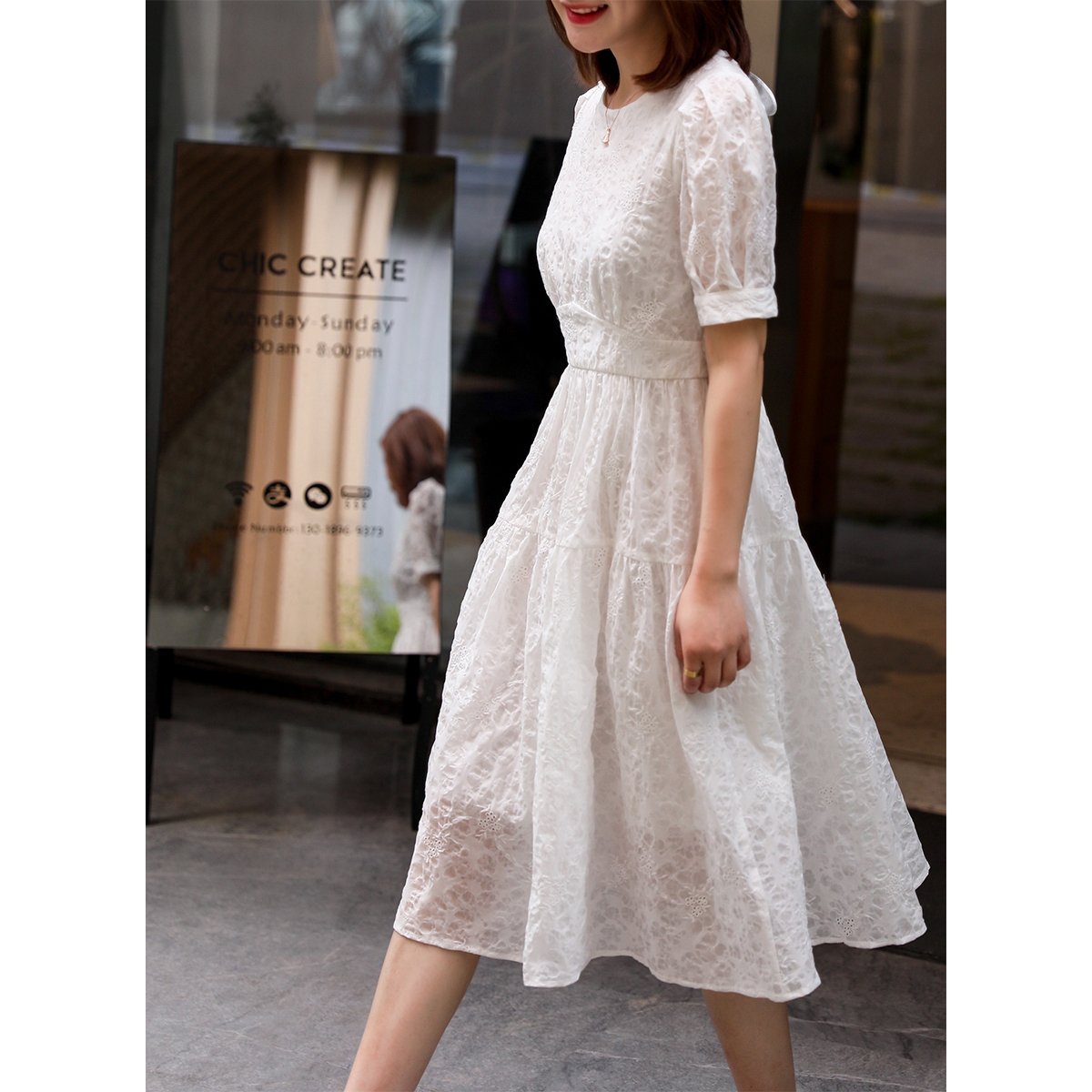 The temperament fairy dress who wears good - looking French white lace fashionably decreased age - thin dress woman