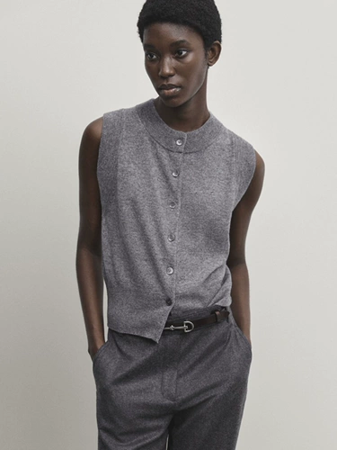 Женский женский вязаный жилет MD с простыми серыми французскими пуговицами, украшенный мягкой восковой полушерстяной жилеткой 05716687802