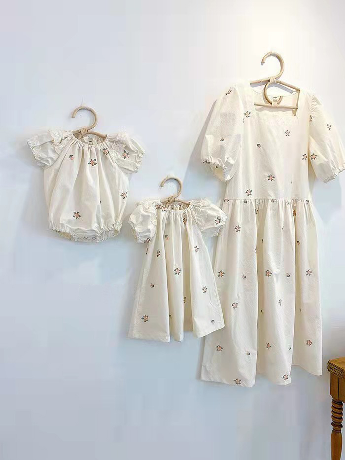 Pro-sub-dress with short sleeves high-end embroidered foreign cotton medium long version Korean version freshener female summer dresses