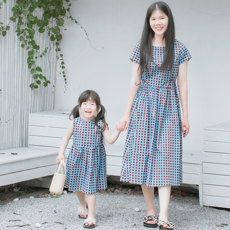 Parent-child dress, mother-daughter dress, foreign-style skirt, thin section, different parent-child dress, pure cotton short-sleeved mother-daughter dress summer