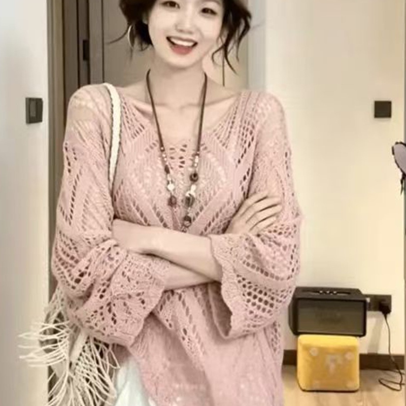 Korean-Style Lazy Style Thin Hollow-Out Diamond-Shaped Bell-Sleeve Knitwear, New Spring/Summer Model with a High-End Feel, Slimming and Sun-Protective Cover-Up Korean-Style Lazy Style Thin Hollow-Out Diamond-Shaped Bell-Sleeve Knitwear, New Spring/Summer Model with a High-End Feel, Slimming and Sun-Protective Cover-Up