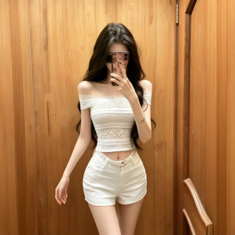 French-Style Lace Patchwork Off-Shoulder Short-Sleeve T-Shirt for Women, Summer Korean Style, Pure Desire Style, Slim Fit, Slimming, Off-Shoulder Top