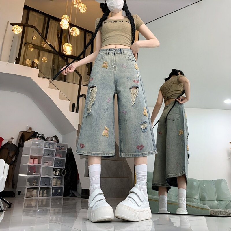 Ripped Distressed Jeans for Women 2026 Summer New Vintage Bear Embroidery Hot Girl Style Loose Slimming Cropped Pants Ripped Distressed Jeans for Women 2026 Summer New Vintage Bear Embroidery Hot Girl Style Loose Slimming Cropped Pants