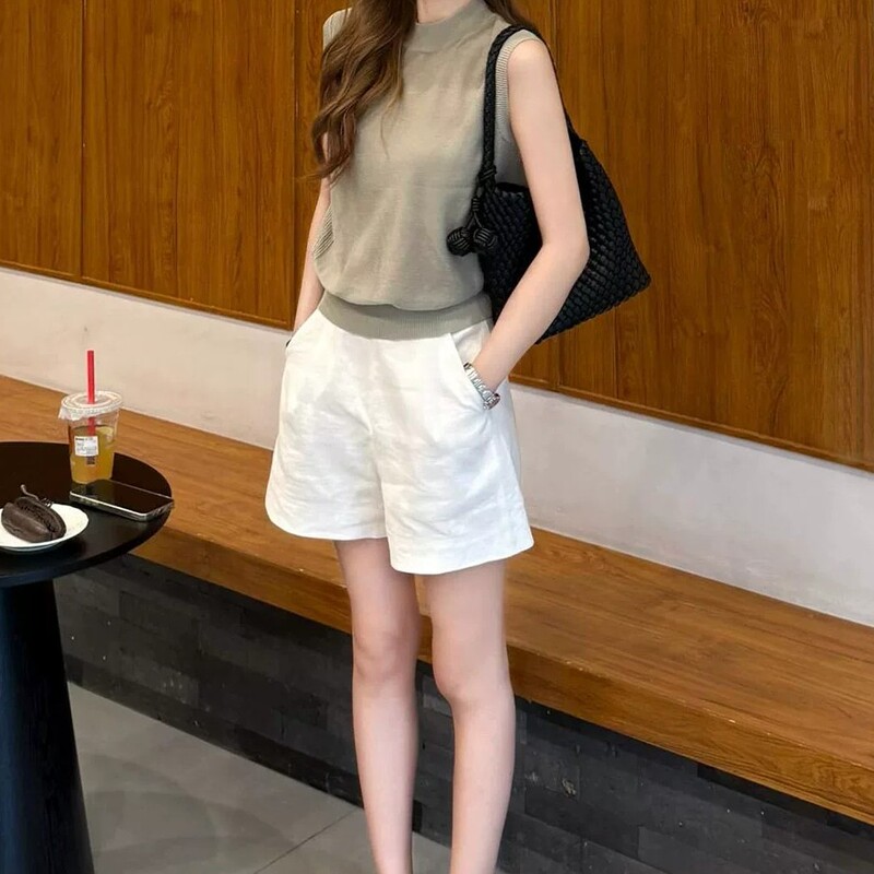 White Linen Sports Shorts for Women, Summer 2026 New Style, Loose Casual Summer Shorts for Petite Women, Cotton and Linen Five-Point Shorts White Linen Sports Shorts for Women, Summer 2026 New Style, Loose Casual Summer Shorts for Petite Women, Cotton and Linen Five-Point Shorts