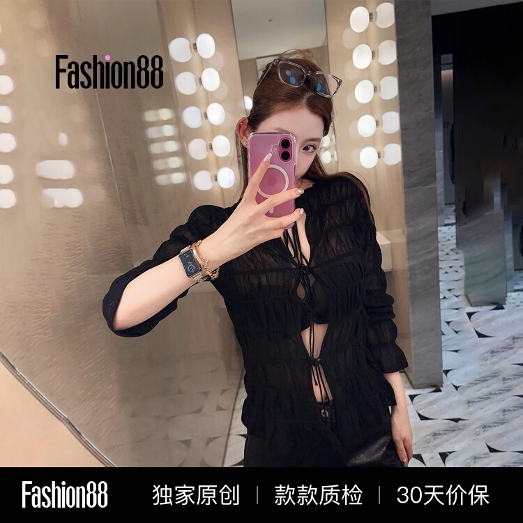 Black Lace-Up Long-Sleeved Sun Protection Shirt for Women in Summer, Sexy and Slim-Fitting, Unique and Chic Design Top Black Lace-Up Long-Sleeved Sun Protection Shirt for Women in Summer, Sexy and Slim-Fitting, Unique and Chic Design Top